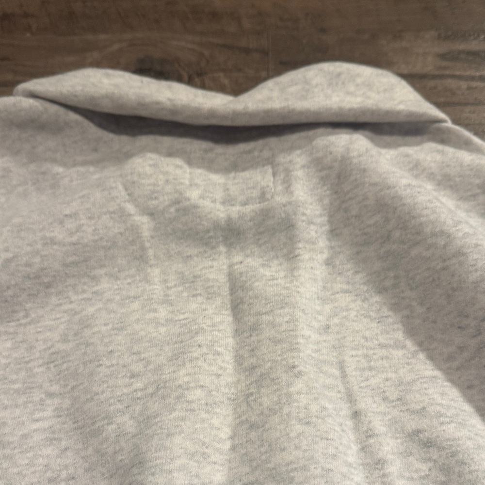 Abercrombie & Fitch Women’s Gray Turtleneck Sweatshirt - Size M - Picture 7 of 7